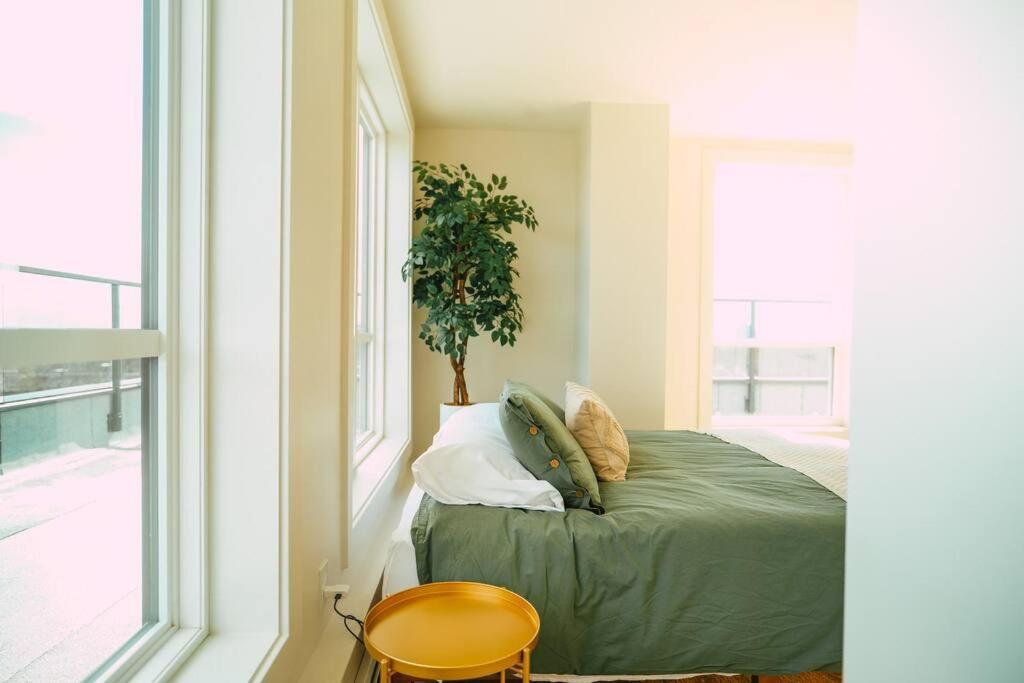 Apartmán Chic Cozy Retreat - 2Br - Stunning North End Views Halifax Exteriér fotografie